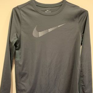 Nike long sleeve dry fit shirt